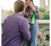 nyc proposal photographer on bridge